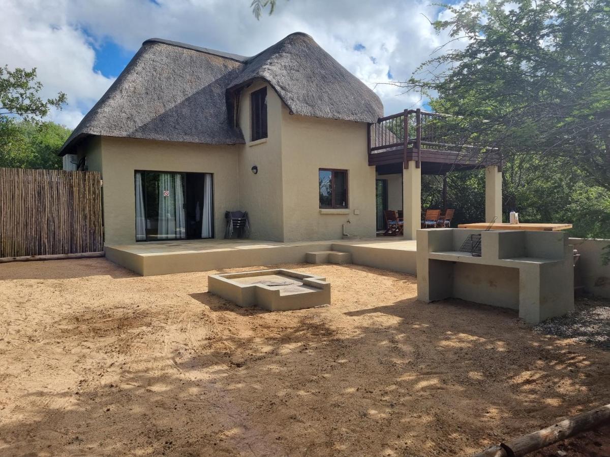 Larima Bush Retreat Villa Hoedspruit Buitenkant foto